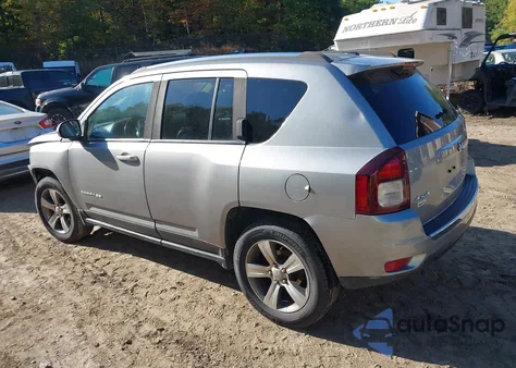 2016 Jeep Compass High Altitude Edition z USA, uszkodzony, nr VIN 1C4NJDEB8GD745926
